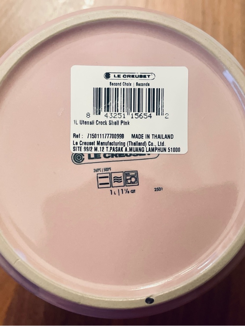 Le Creuset Stoneware 1 Liter Utensil Crock Holder Shell Pink NEW - Picture 3 of 3